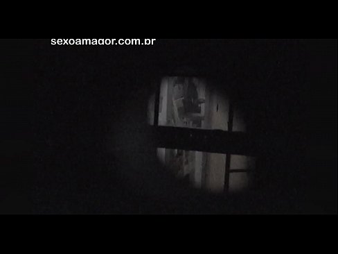 ❤️ Блонди ба таври махфӣ аз ҷониби як сайёҳи ҳамсоя, ки паси хиштҳои холӣ пинҳон шудааст, сабт мешавад ❤ Суперпорно дар порно tg.desixxxtube.ru ️❤